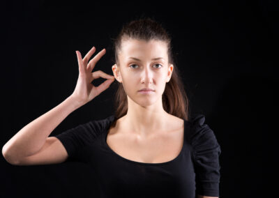 Gestenreich – Erzählveranstaltungen mit Deaf Performance
